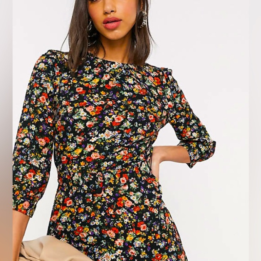 Beautiful Floral Dress with Belt